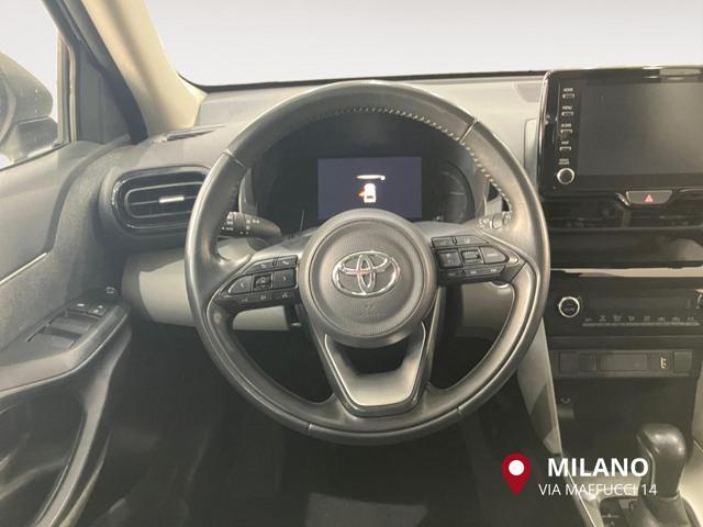 TOYOTA Yaris Cross 1.5 Hybrid 5p. E-CVT AWD-i Business