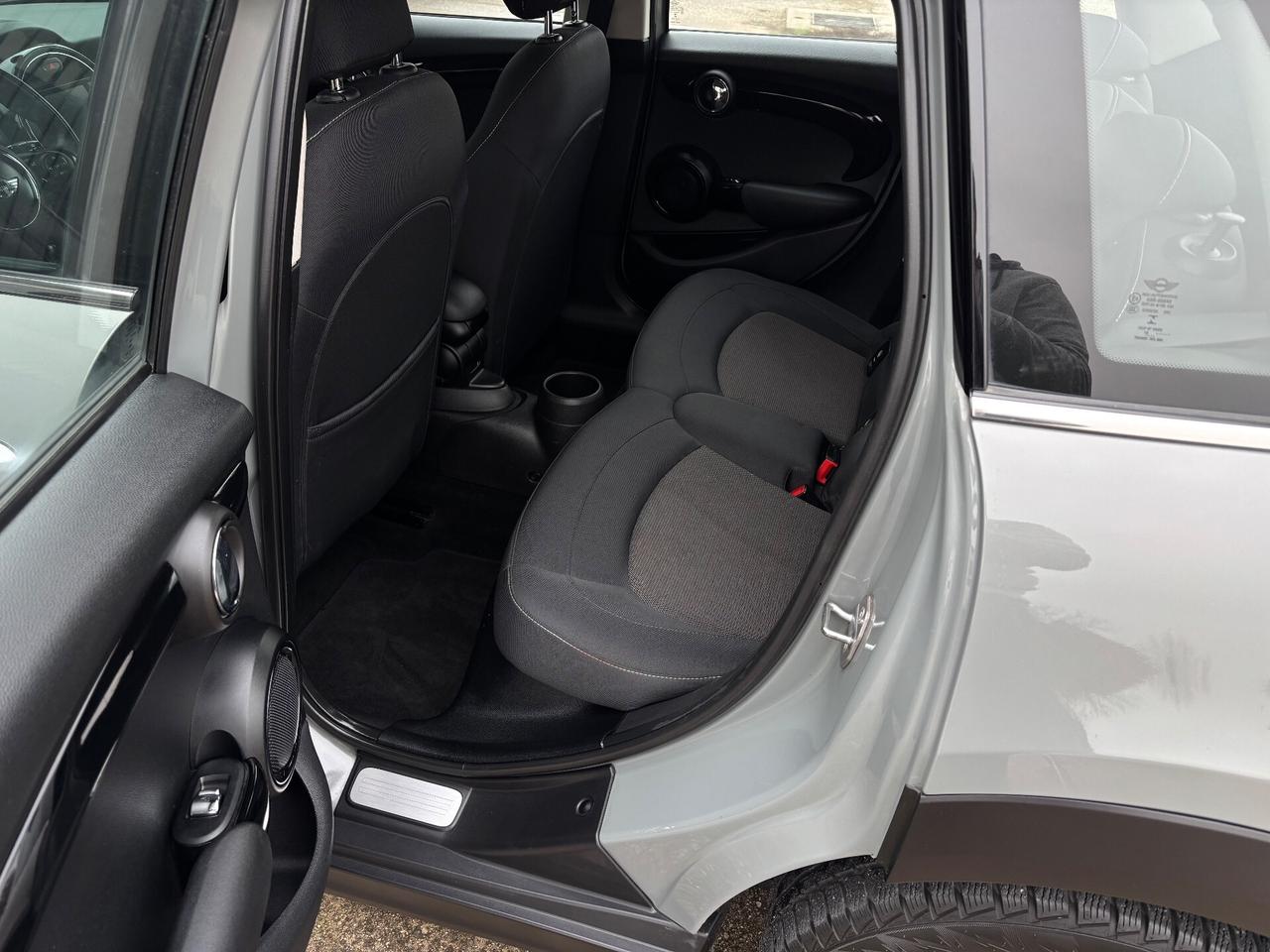 Mini 1.5 Cooper D. Garanzia 12 mesi. Neopatentati