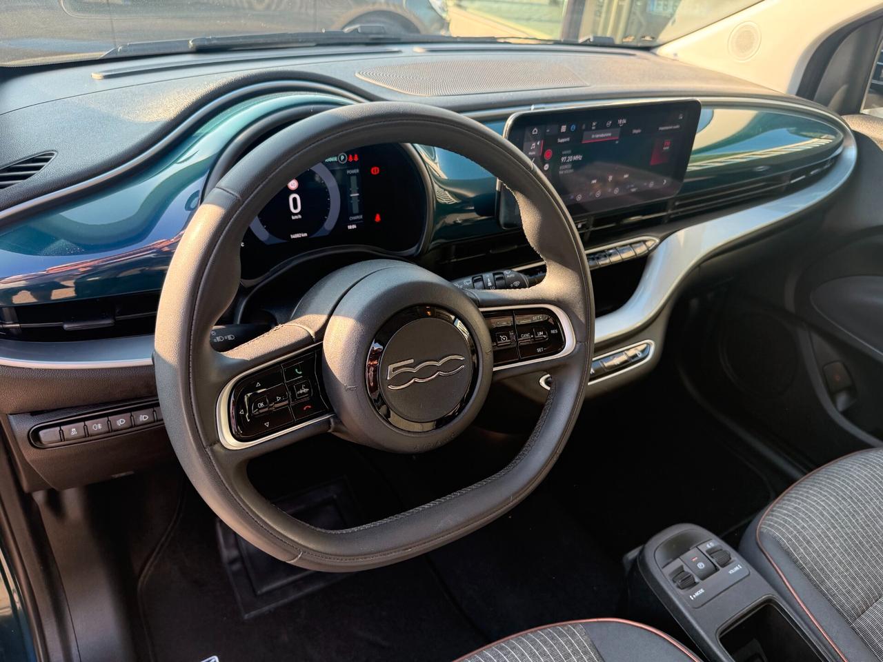 Fiat 500 500e Berlina 42 kWh Icon