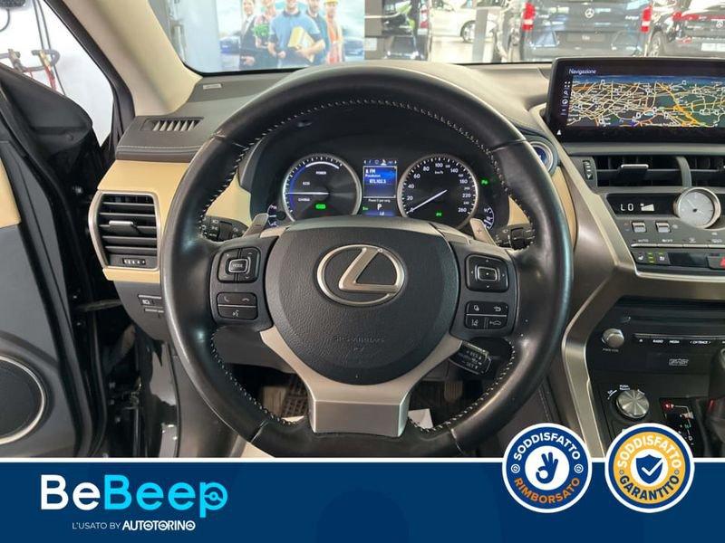 Lexus NX 300H 2.5 LUXURY 4WD CVT