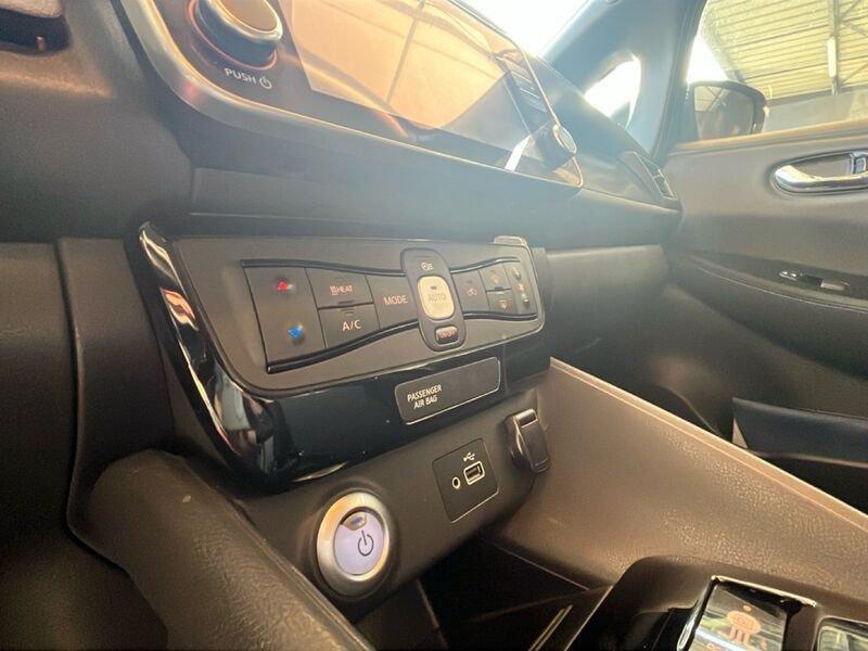 Nissan Leaf Acenta 40 kWh