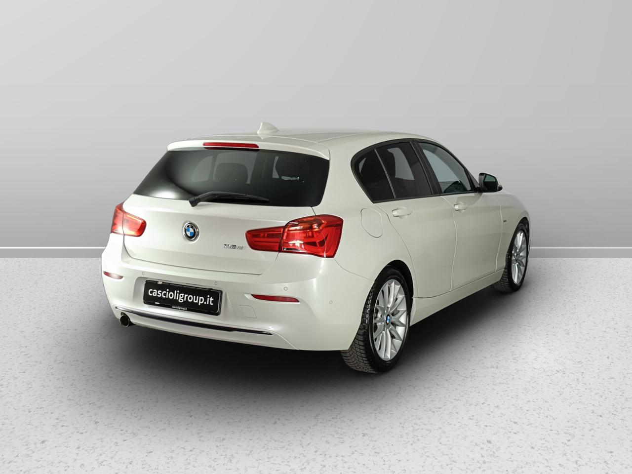 BMW Serie 1 F/20-21 2015 - 118d Sport 5p auto
