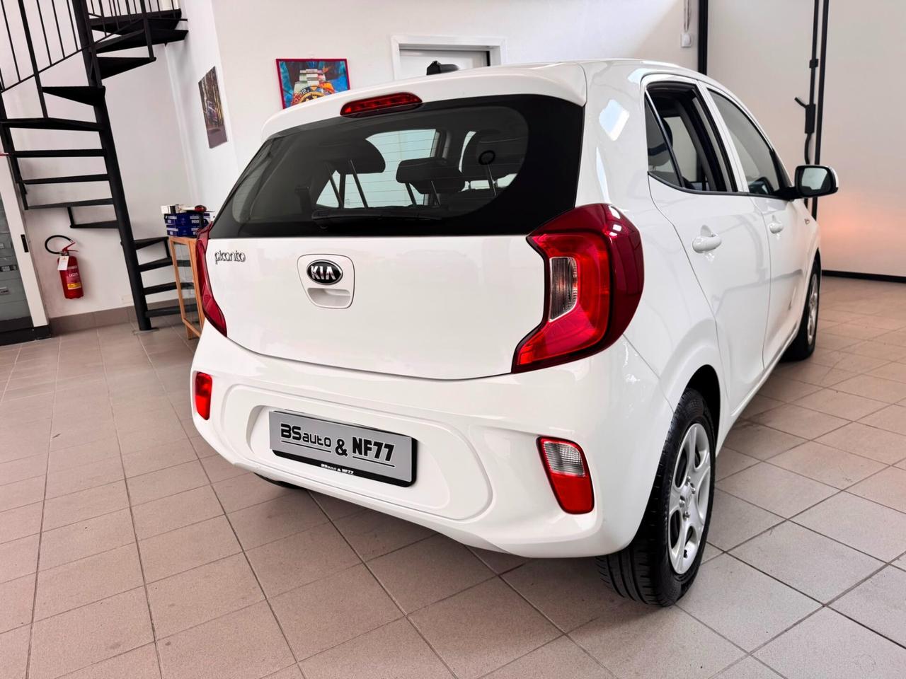 Kia Picanto 1.0 12V 5 porte Urban
