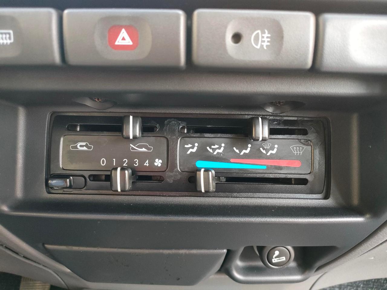 Ford Maverick 2.4i alias Nissan Terrano