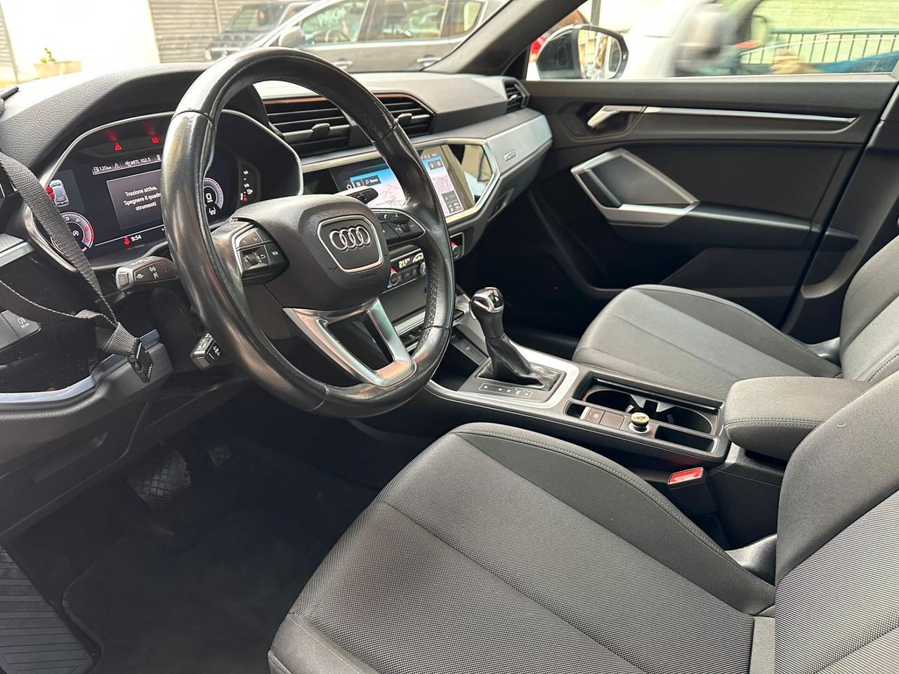 Audi Q3 2.0 TDI S tronic Advanced TETTO/FULL