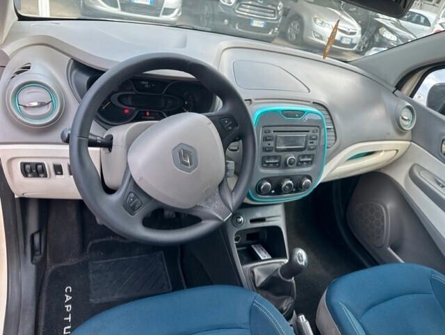 RENAULT CAPTUR 12/2014 118. 000 KM!