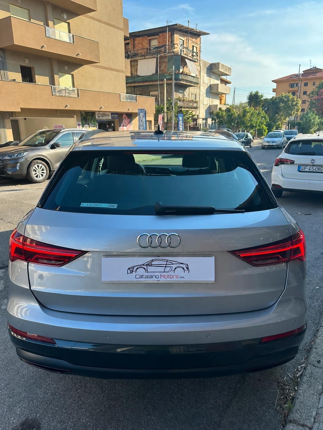 Audi Q3 40 TDI quattro S tronic Business Advanced