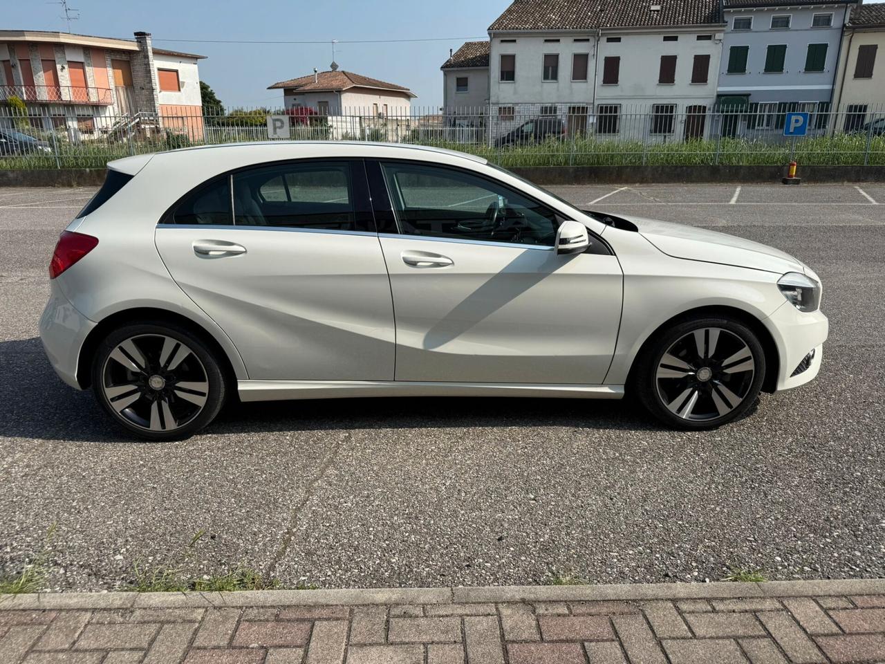 Mercedes-benz A 180 A 180 CDI Premium