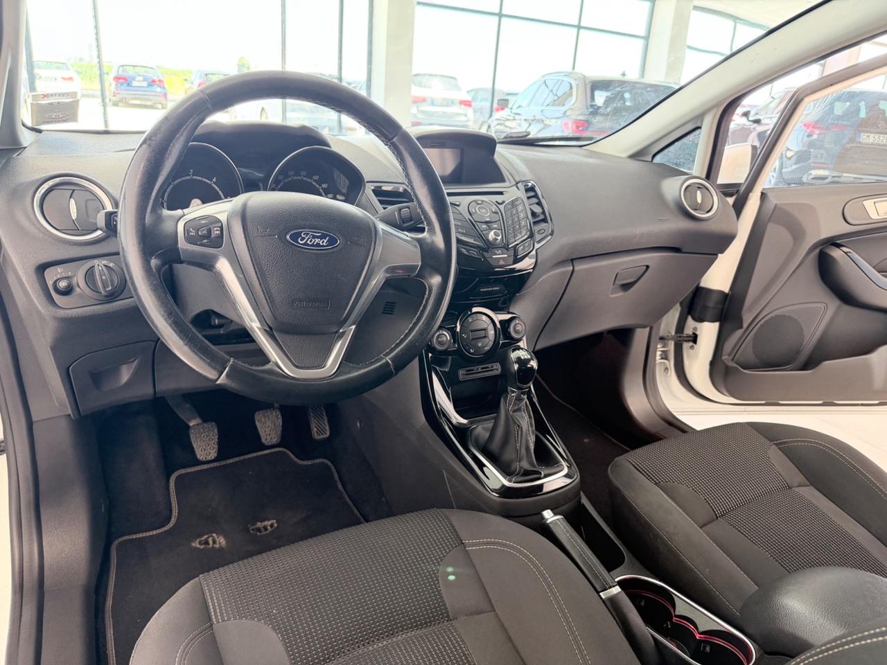 Ford Fiesta 1.5 TDCi 75CV 5 porte Business