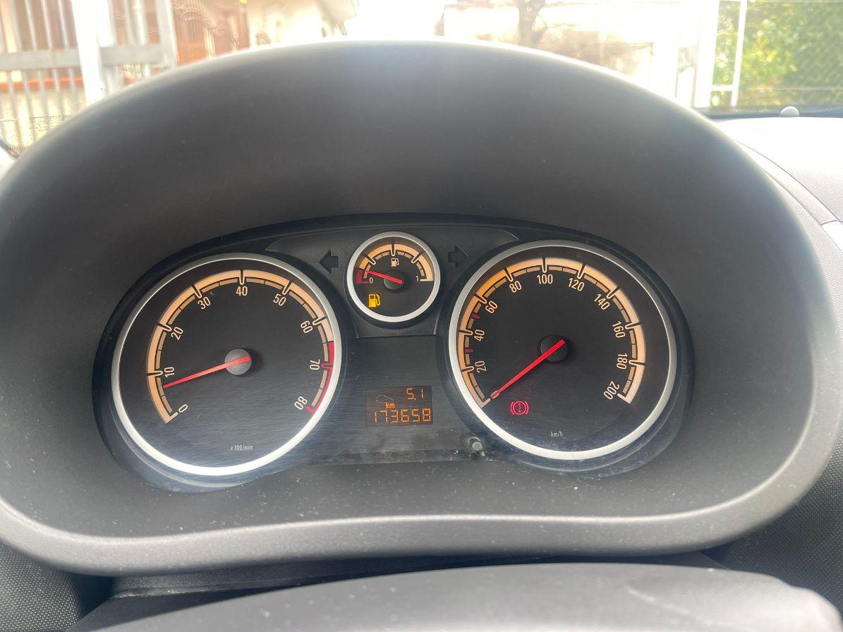 Opel Corsa 3 Porte Corsa 3p 1.2 Edition (elective) 85cv LEGGI
