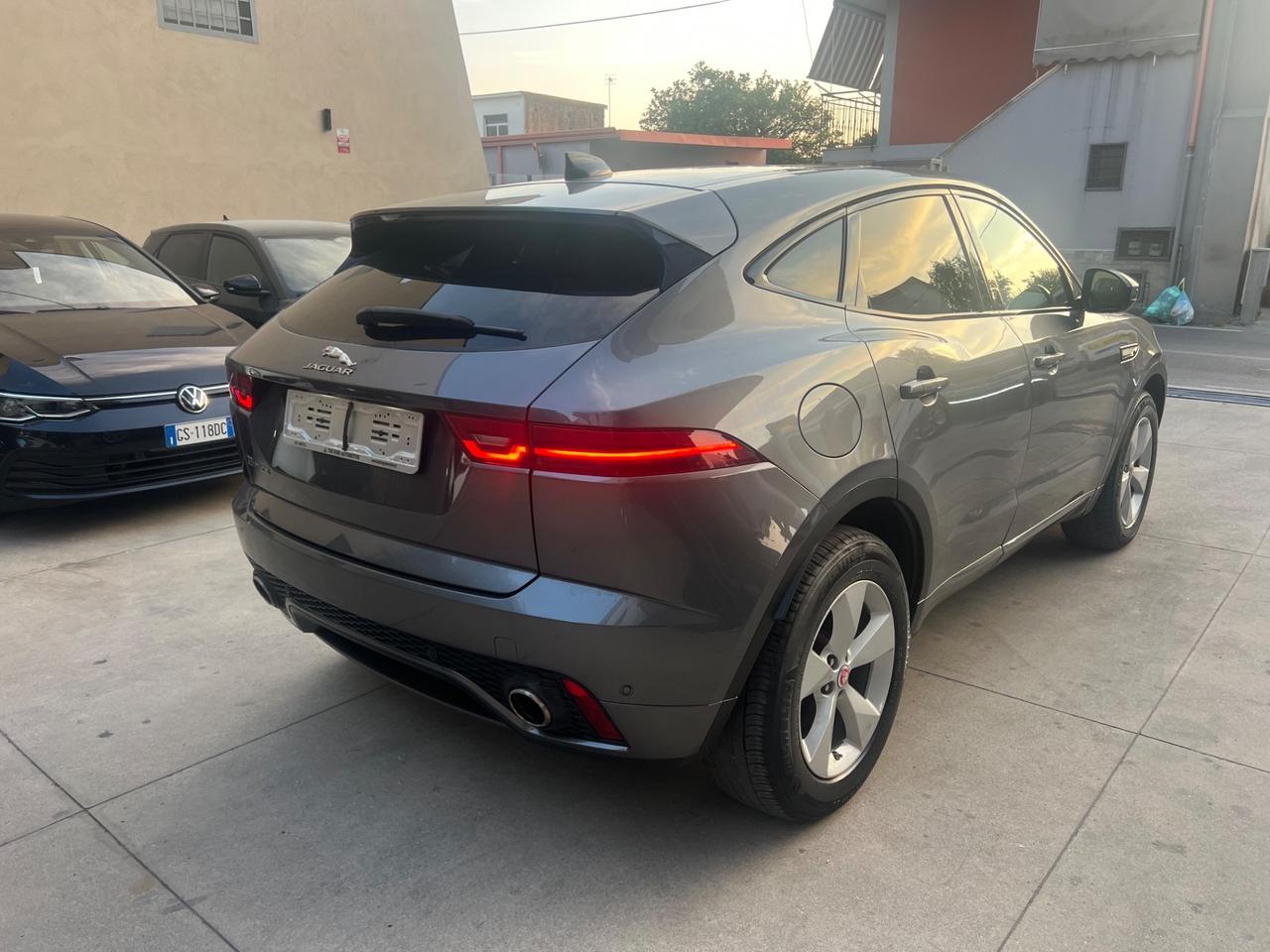 Jaguar E-Pace 2.0D 180 CV AWD R-Dynamic