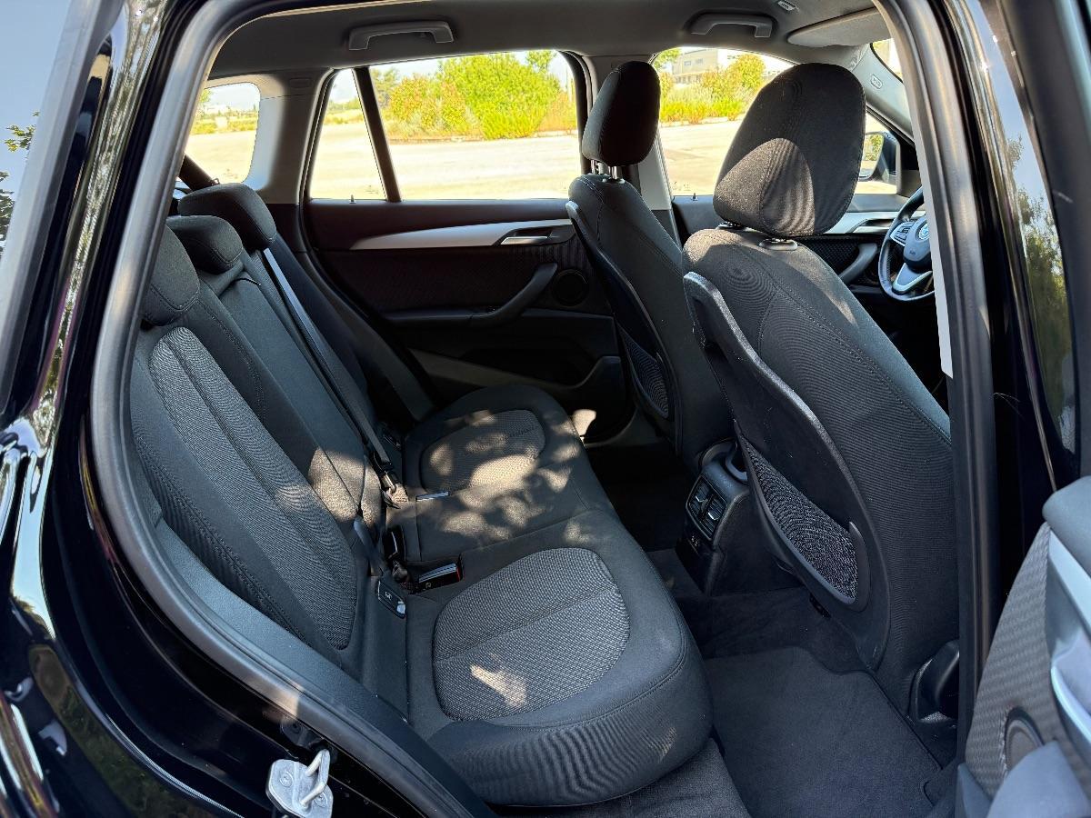 BMW - X1 - sDrive18d Business Advantage