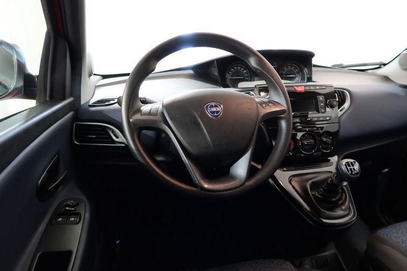 Lancia Ypsilon Ypsilon 1.0 firefly hybrid ORO s&s 70cv 5p.ti