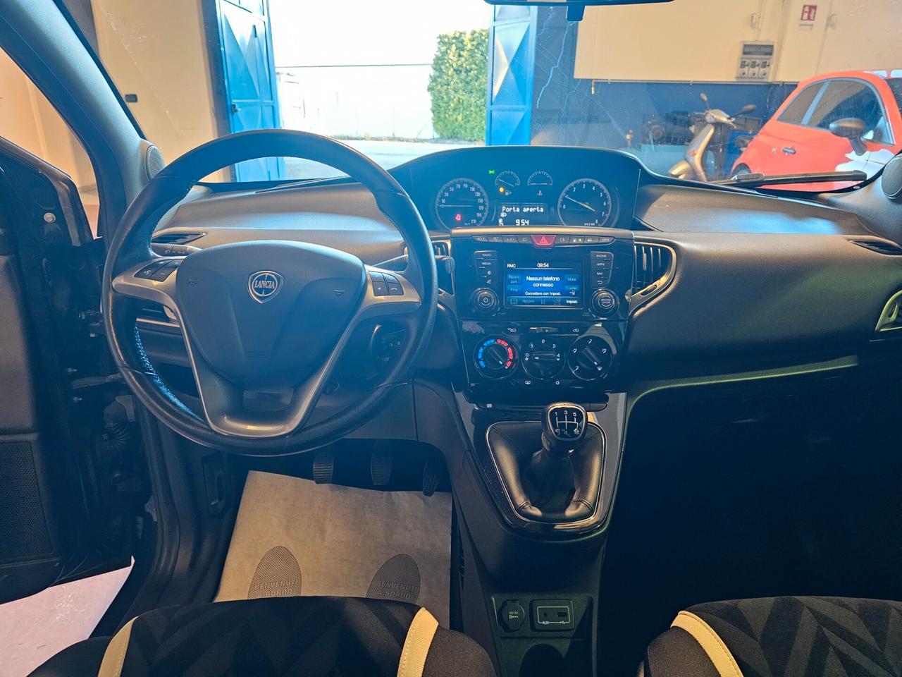 Lancia Ypsilon 1.2 69 CV 5 porte GPL Ecochic Gold NEOPATENTATI