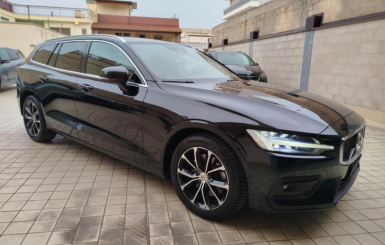 Volvo V60 B4 (d) Geartronic Momentum Business