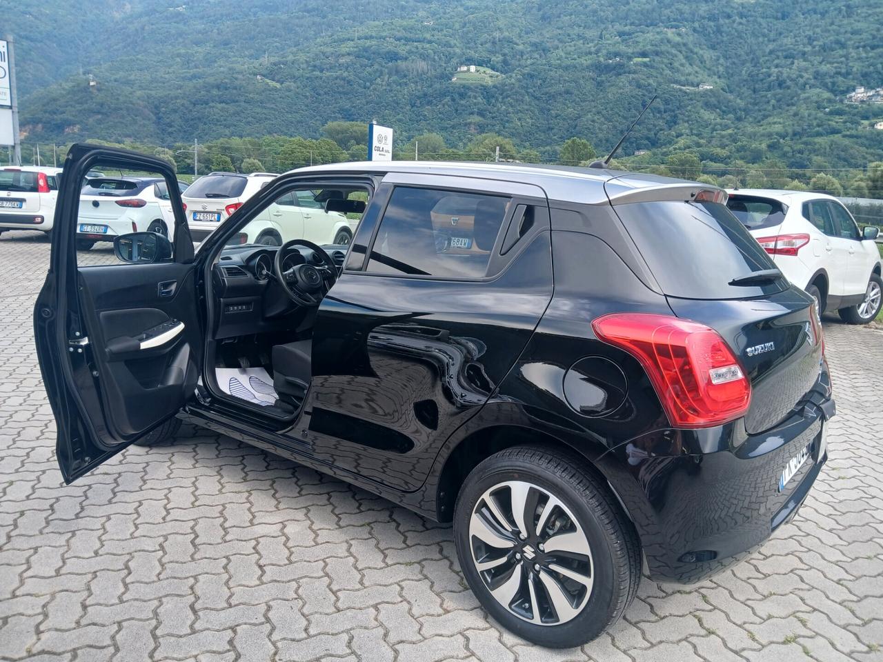 Suzuki Swift 1.2 Hybrid 4WD AllGrip Top