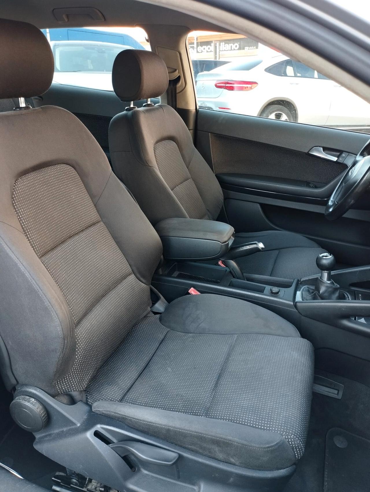 Audi A3 2.0 16V TDI Ambiente