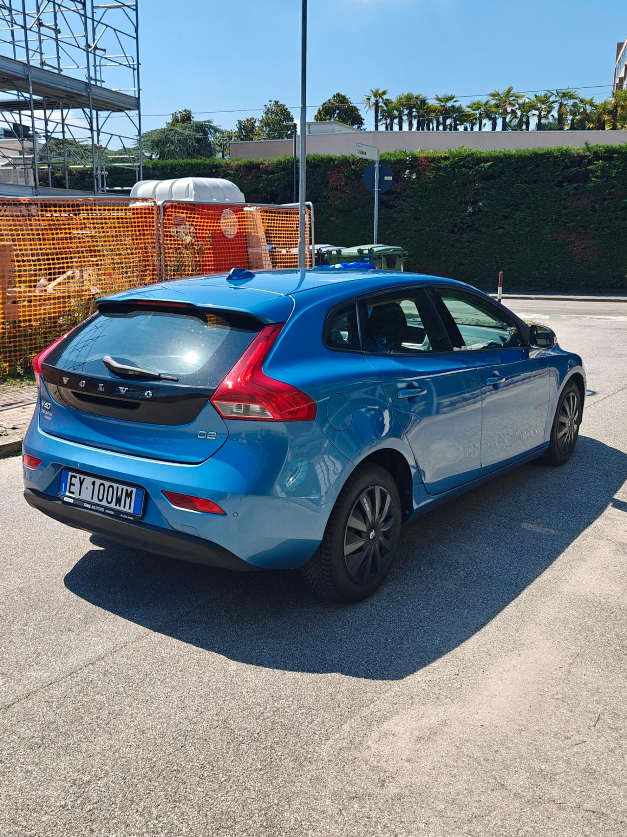Volvo V40 D2
