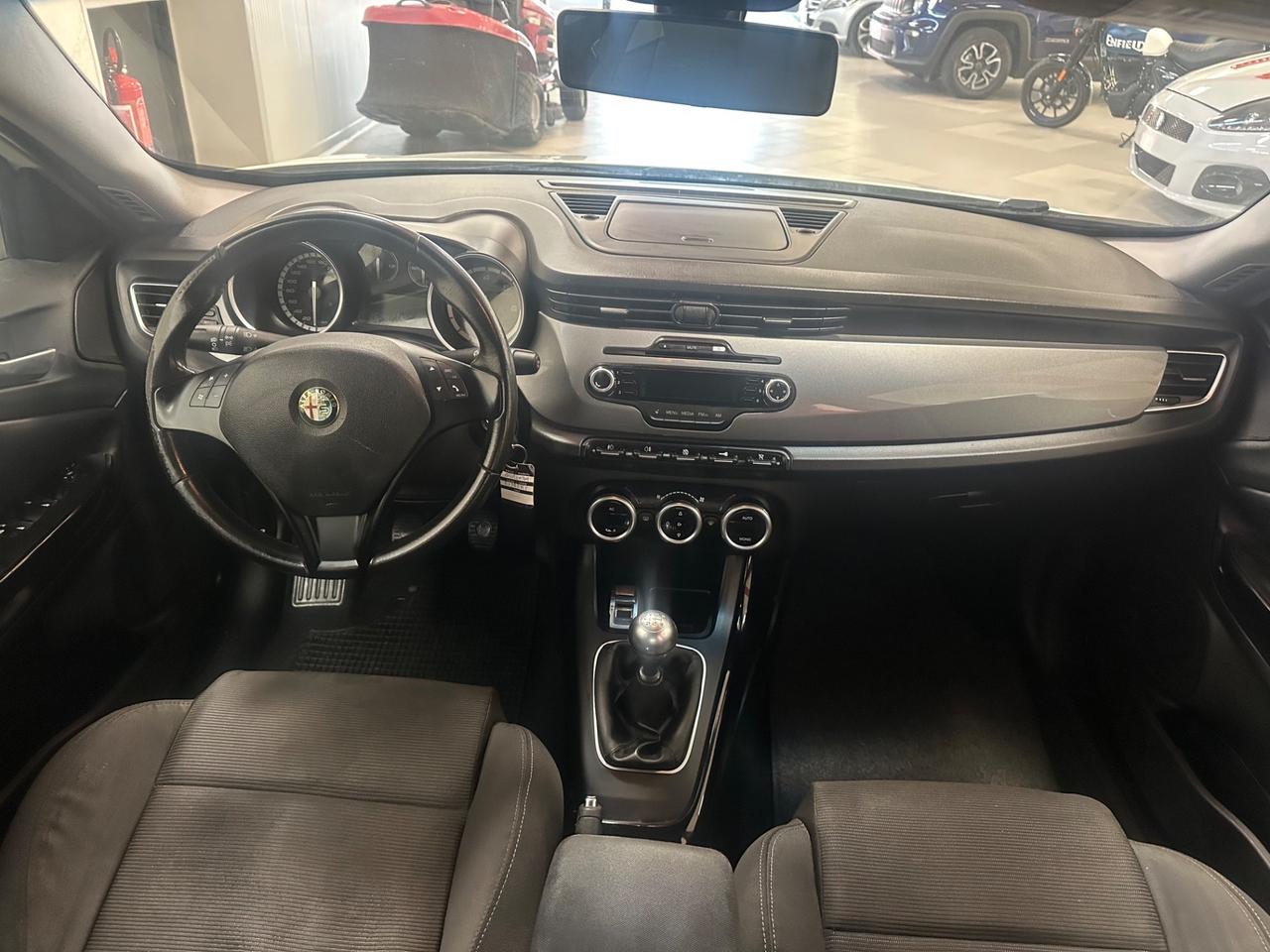 Alfa Romeo Giulietta 1.6 JTDm-2 105 CV Distinctive