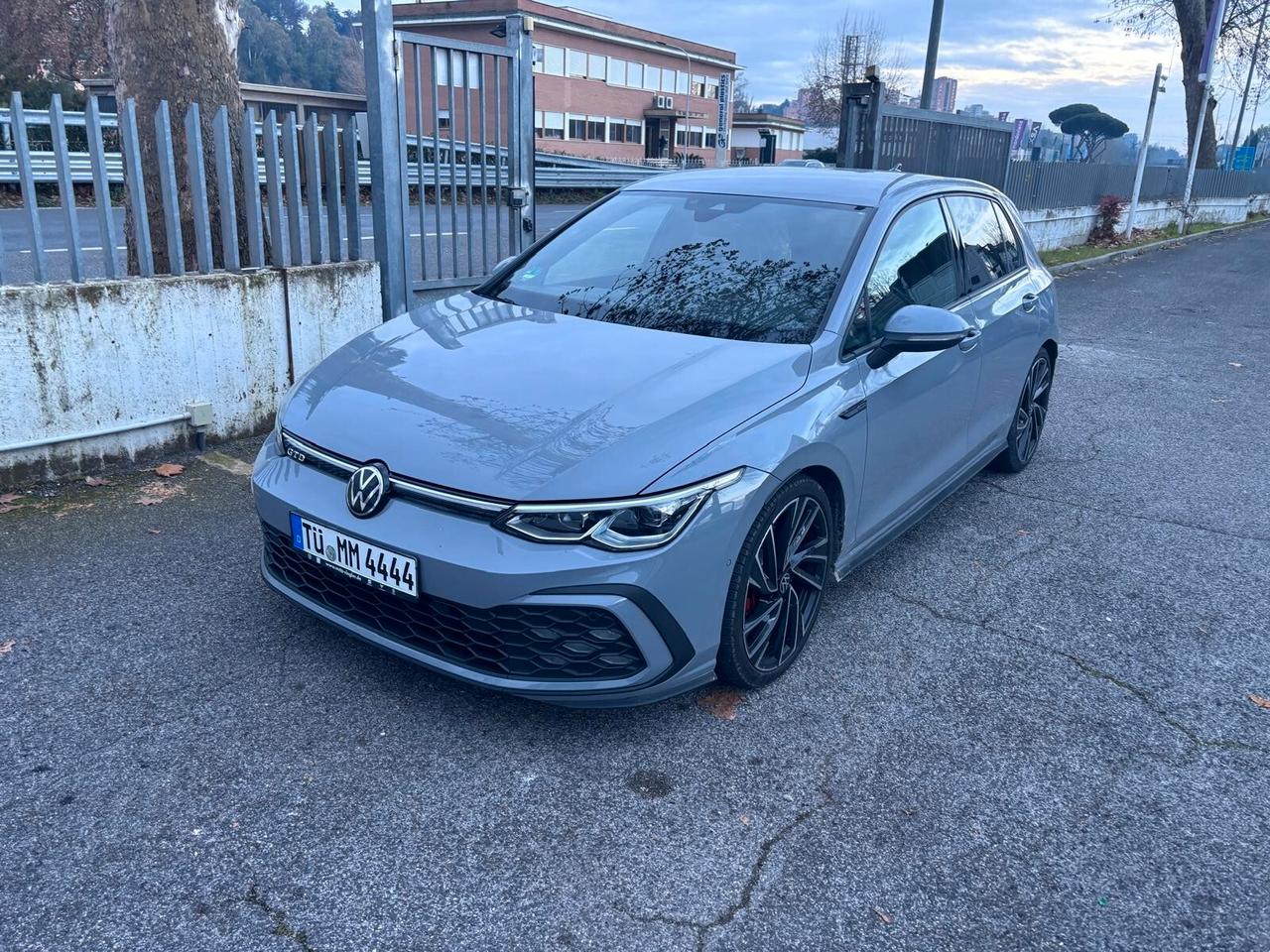 Volkswagen Golf 2.0 TDI DSG GTD