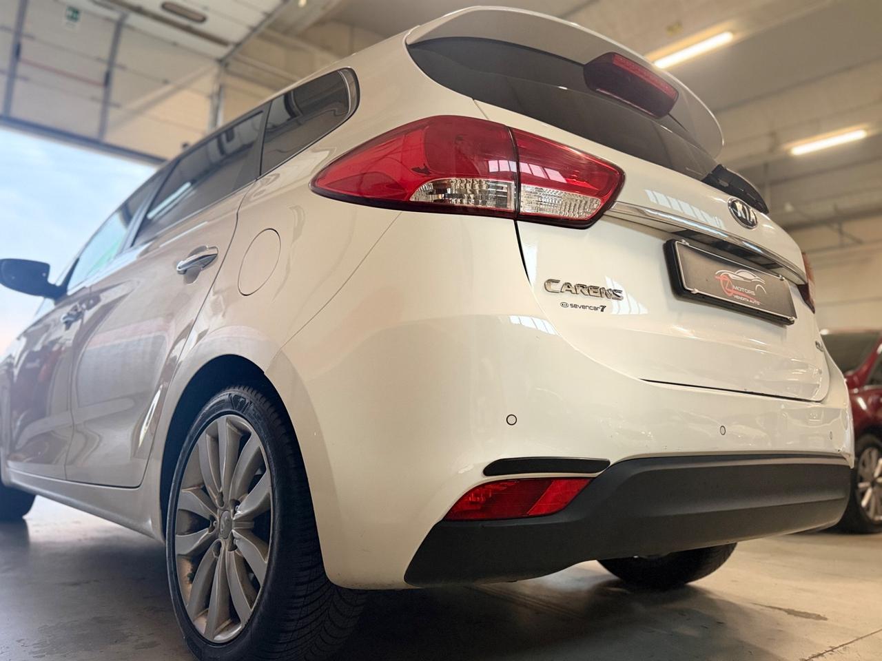 Kia Carens 1.7 CRDi 115 CV Class 7 POSTI NEOPATENTATI