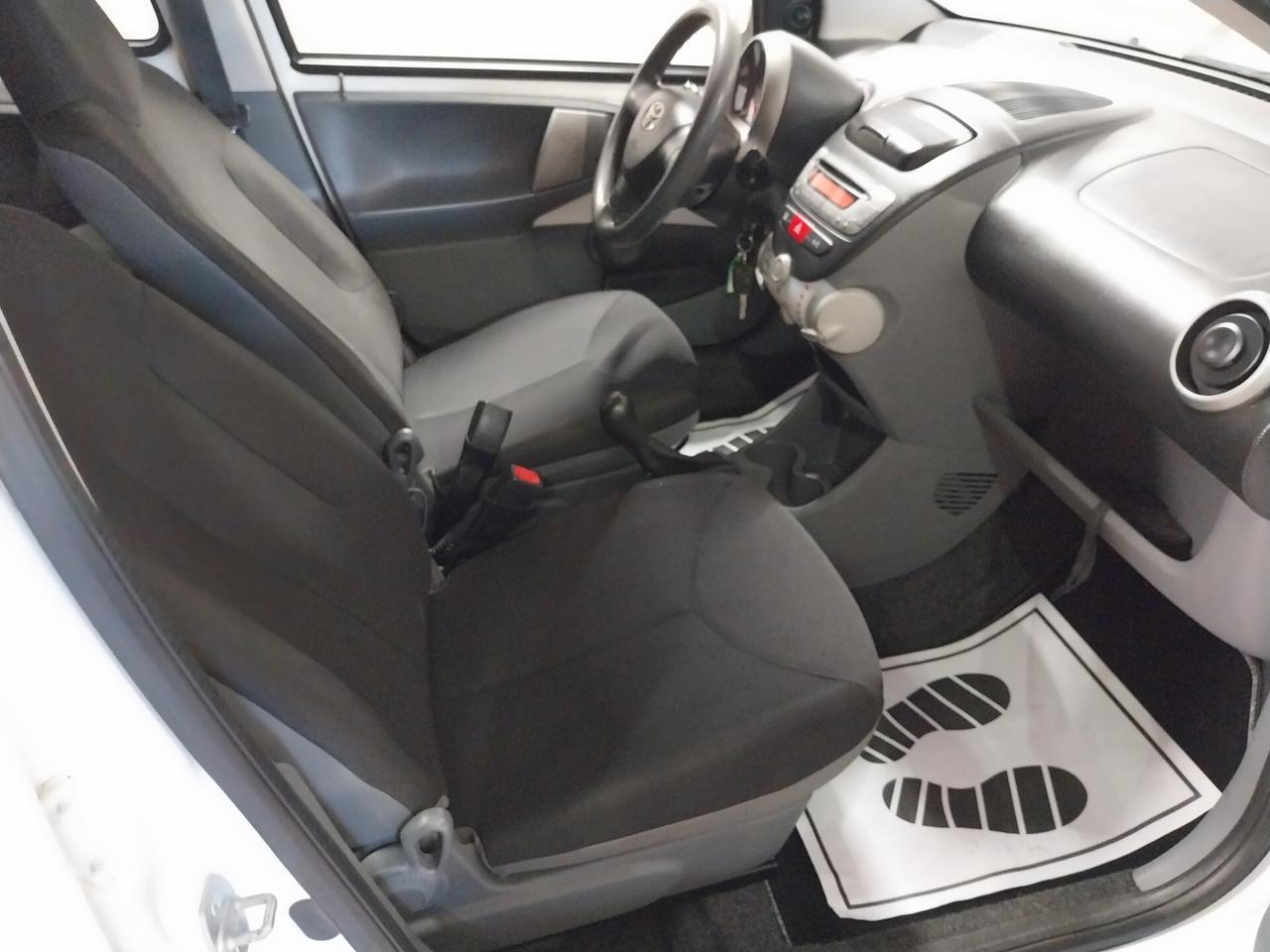 Toyota Aygo 1.0 - ok neopatentati