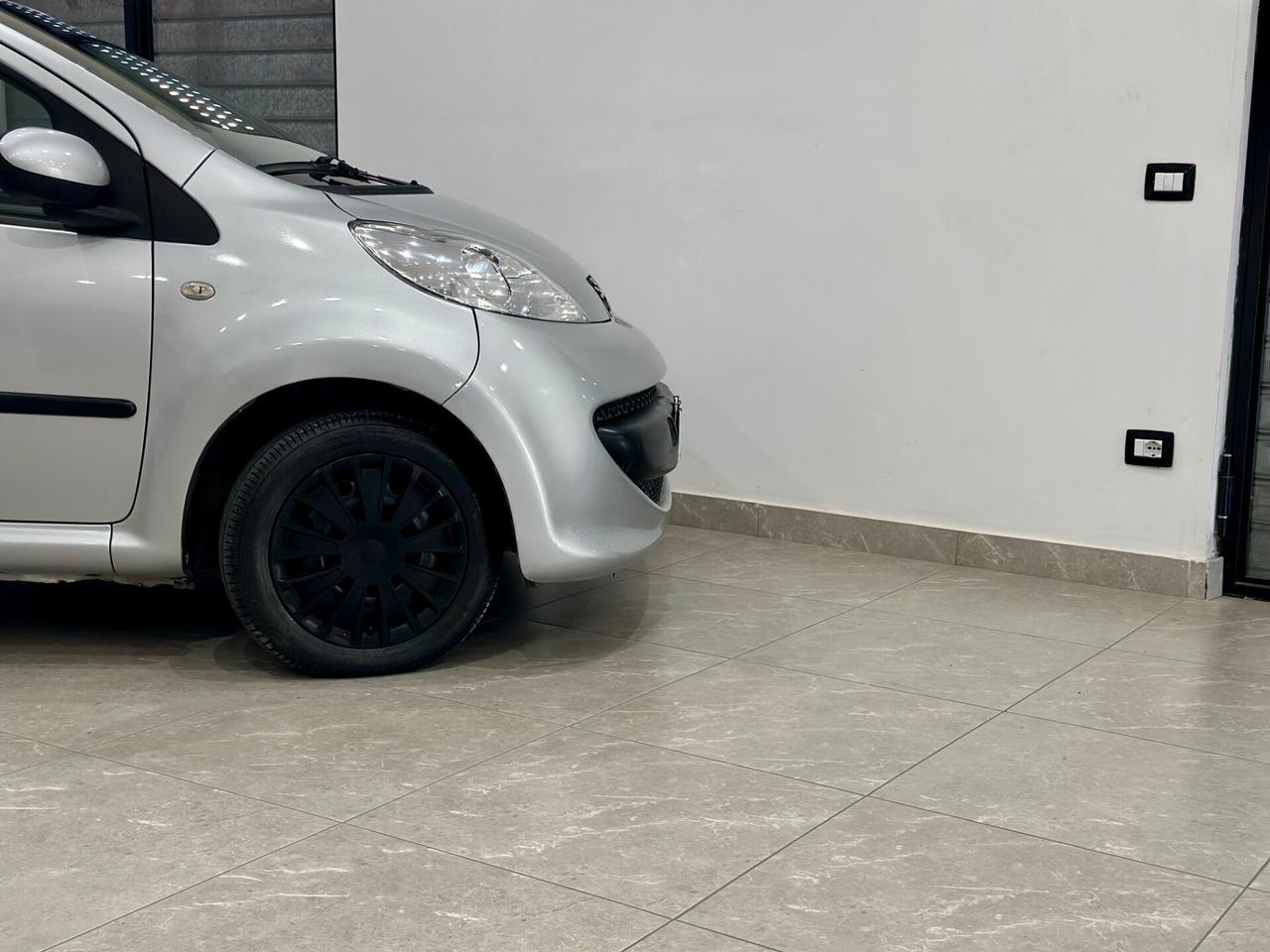 Peugeot 107 1.0 68CV 5p. Plaisir