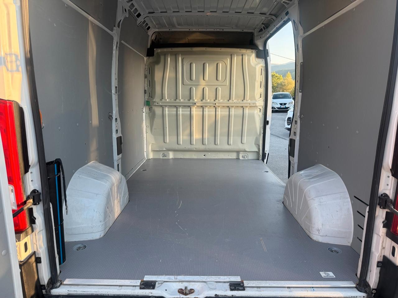 Citroen Jumper 33 BlueHDi 120 H2-L2