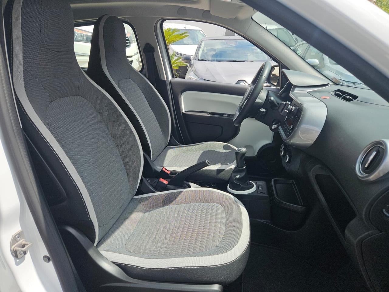 Renault Twingo SCe Limited