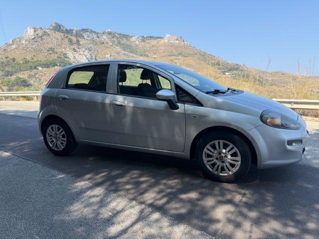 FIAT Punto Lounge 1.2 8V 5 porte GUIDABILE DAI NEOPATENTATI