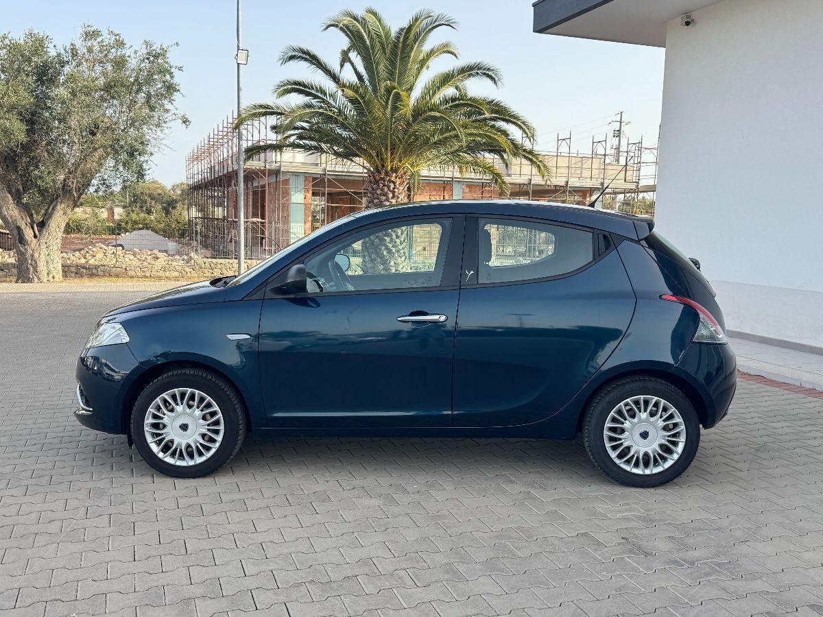 LANCIA Ypsilon 1.2 69 CV 5p. Gold