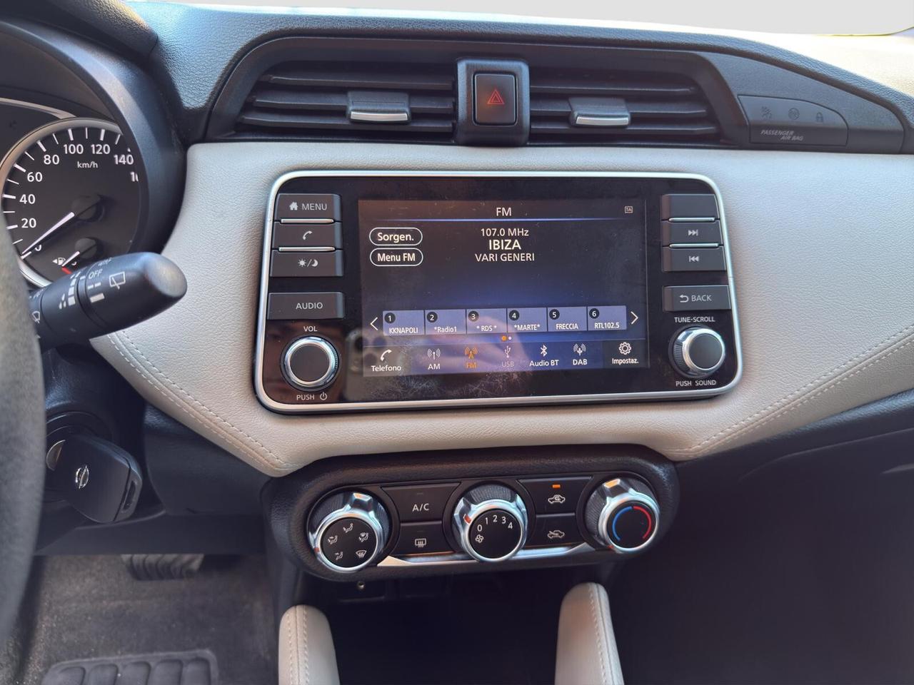 Nissan Micra 1.0 N-Connecta 100cv xtronic automatica 2020