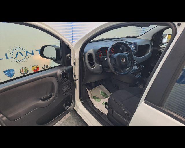 FIAT New Panda 1.0 firefly hybrid s&s 70cv 5p.ti