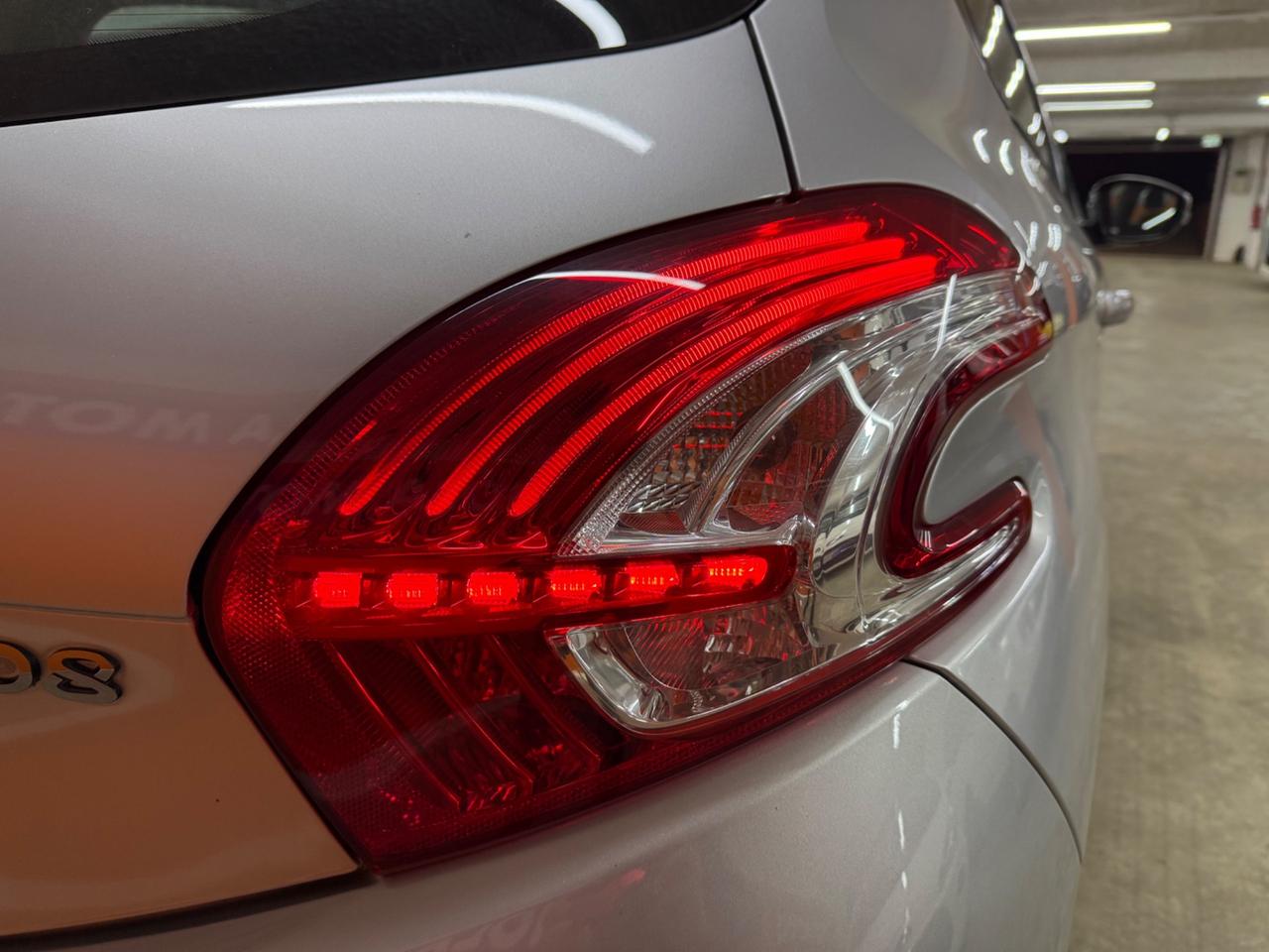 Peugeot 208 1.4 HDi 68 CV 5 porte Active