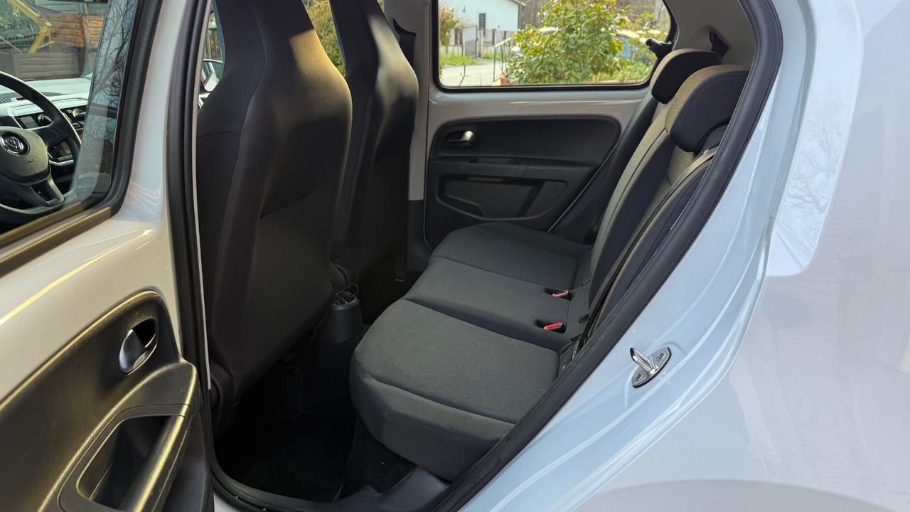 Volkswagen up! 1.0 75 CV 5p. high