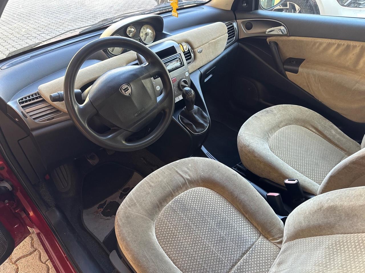 Lancia Ypsilon 1.3 Multijet 16V Argento