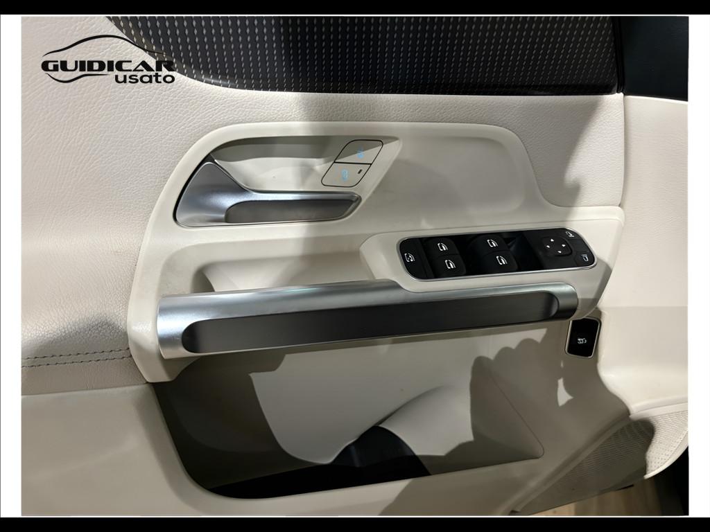 Mercedes-Benz GLB - X247 2019 - GLB 200 d Sport Plus 4matic auto 7p.ti