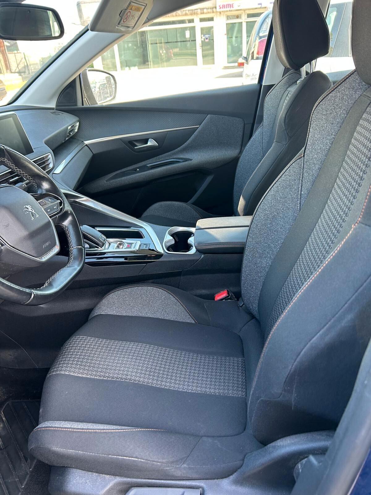 Peugeot 3008 BlueHDi 130 S&S EAT8 Allure