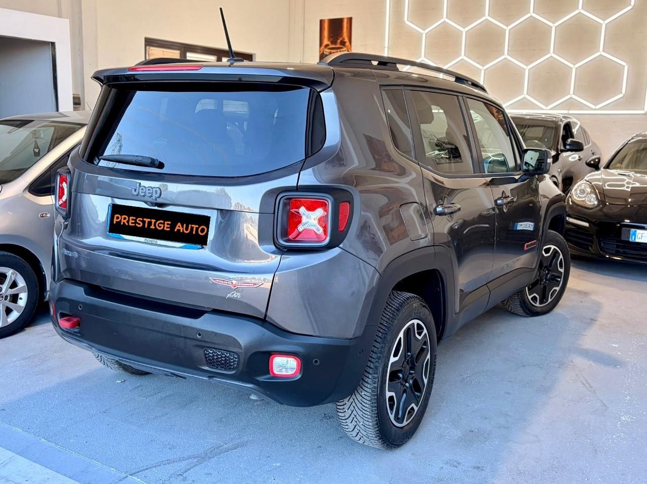 Jeep Renegade 2.0 Mjt 170CV 4WD Active Drive Low Trailhawk
