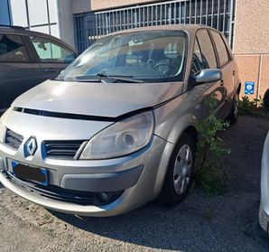 Renault Scenic 1.5 td 105 cv 380000 km
