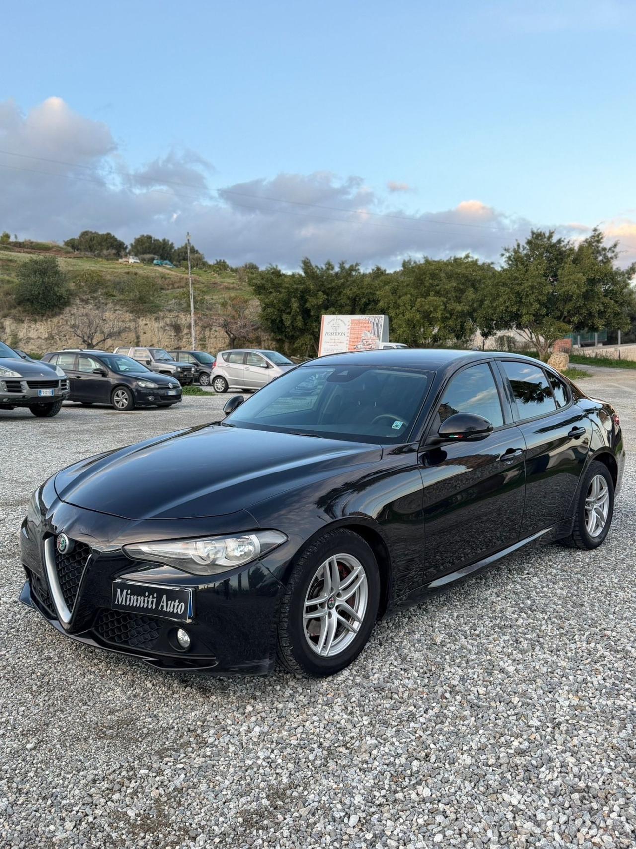 Alfa Romeo Giulia 2.2 Turbodiesel 150 CV Business Launch Edition
