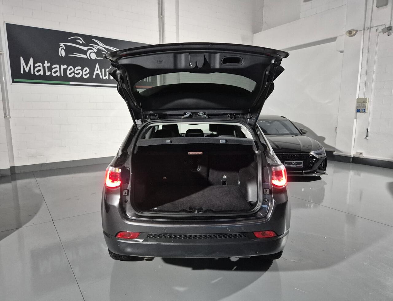 Jeep Compass Limited 1.6Mjt 120cv Carplay Radar Certificata