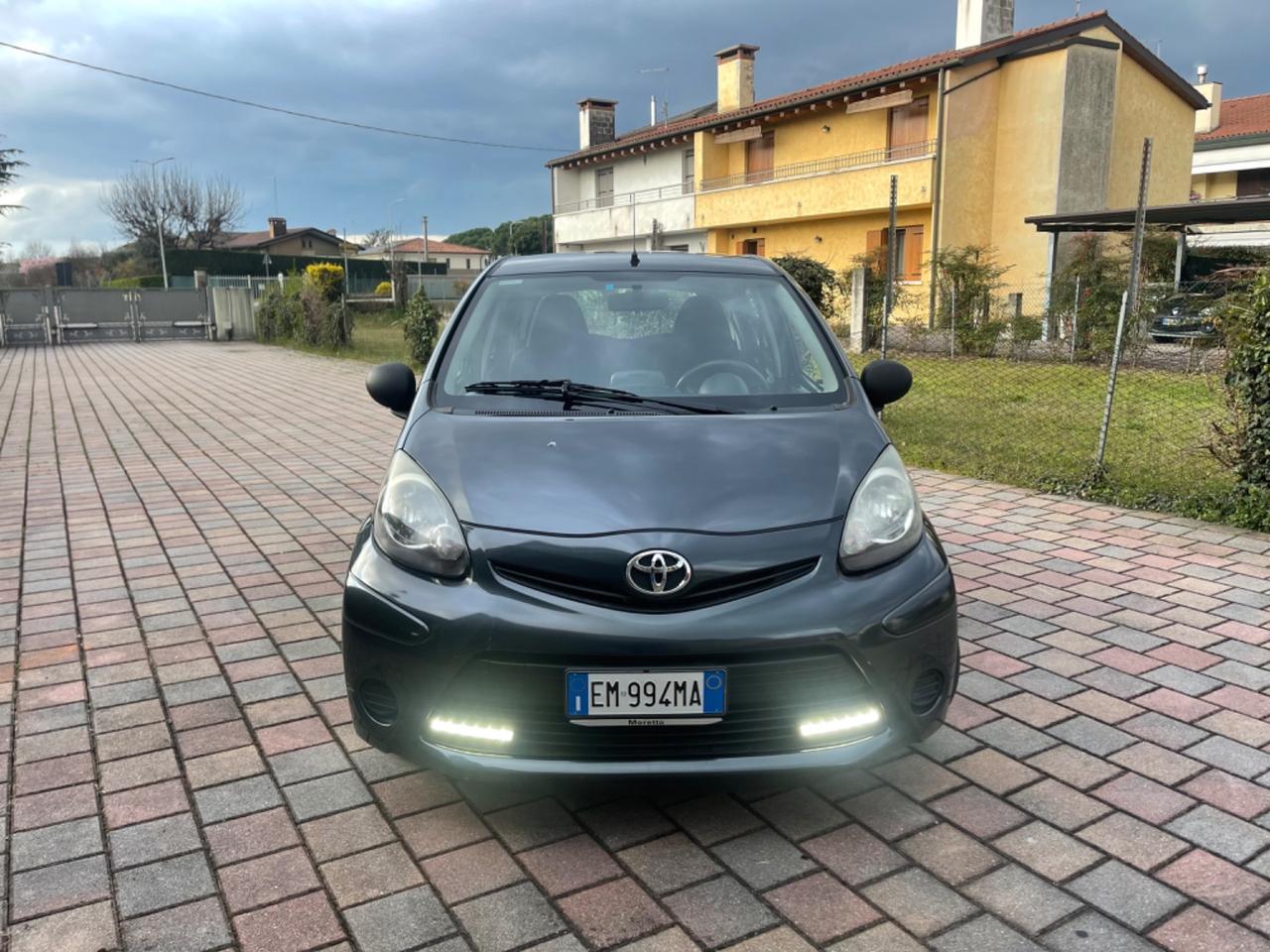 Toyota Aygo 1.0 12V VVT-i 5 porte Lounge Connect