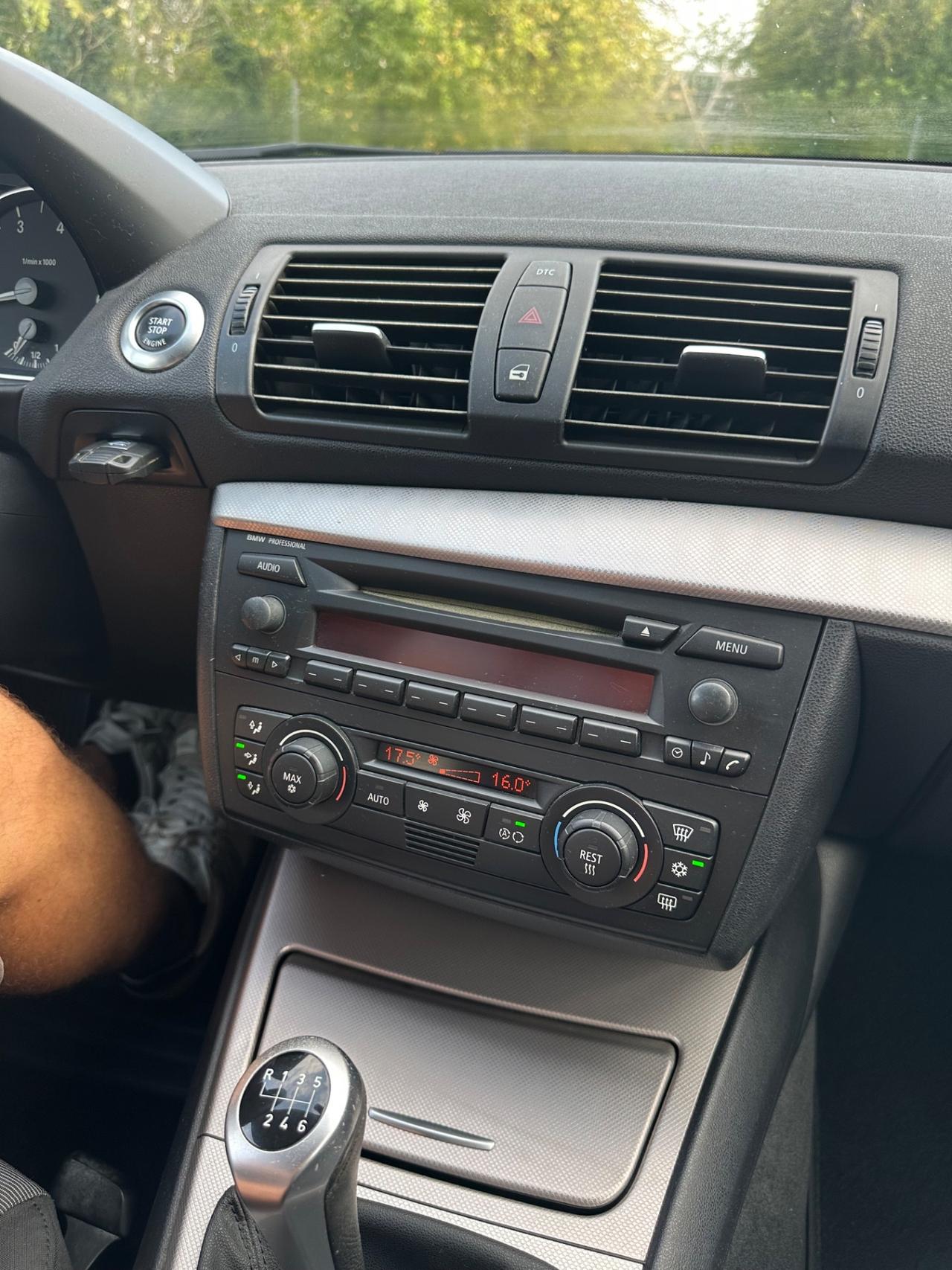 Bmw 116 116i cat 5 porte Futura Neopatentati