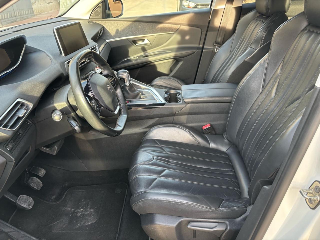Peugeot 3008 BlueHDi 120 S&S Allure