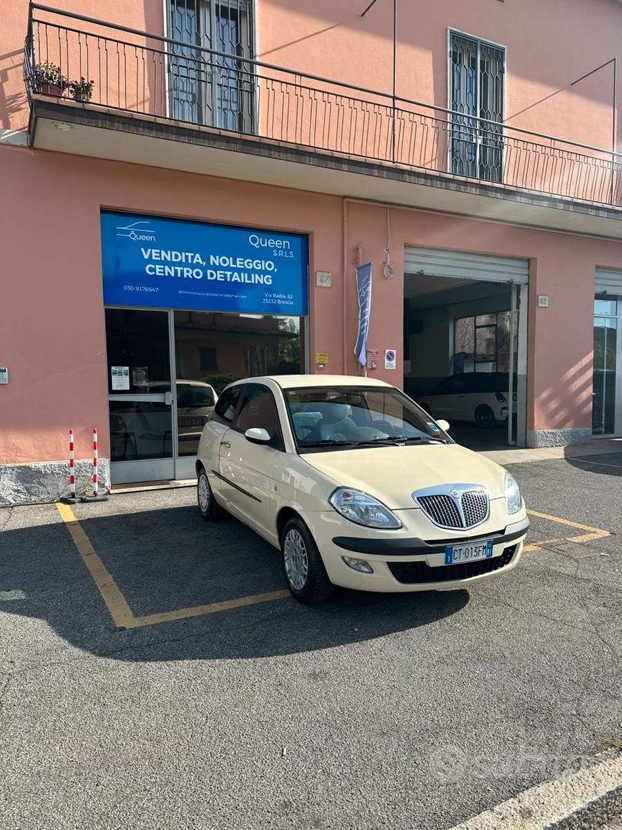 LANCIA YPSILON