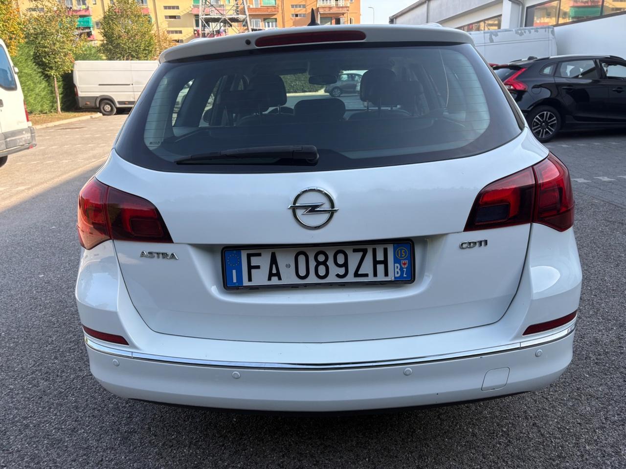 Opel Astra 1.6 CDTI EcoFLEX Sports 2015