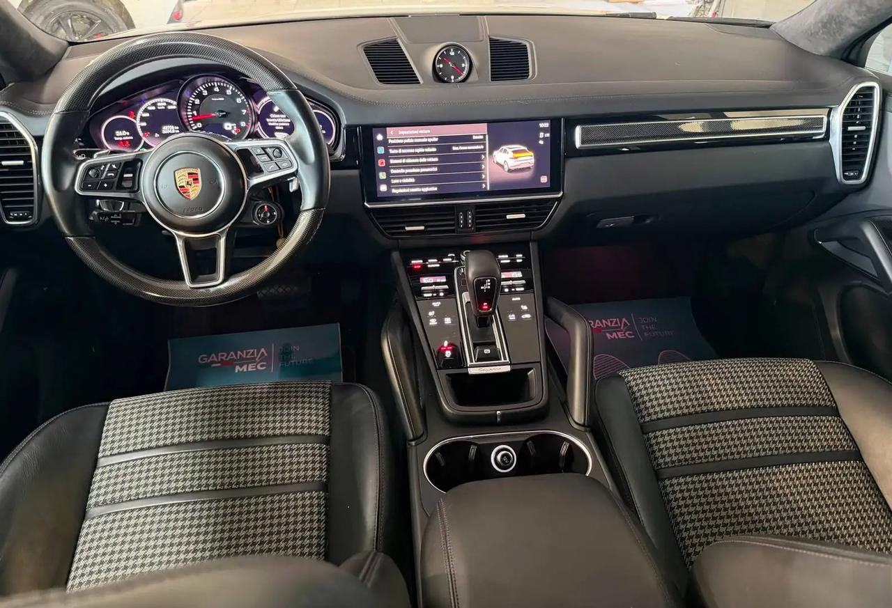 Porsche Cayenne 3.0 tiptronic
