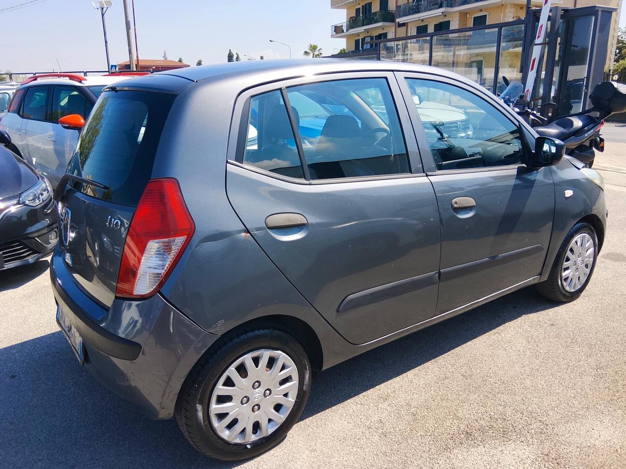 Hyundai i10 GPL LEGGI ANNUNCIO