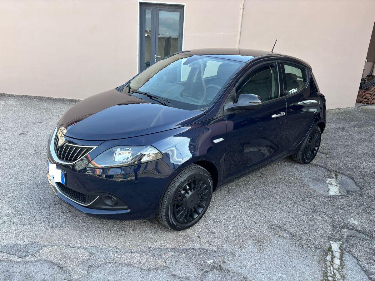 LANCIA Ypsilon 1.0 FireFly 5p.S&S Hybrid Silver 5Posti